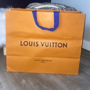 Large Louis Vuitton shopping bag